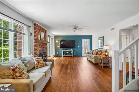 Living - 126 Naomi Dr, Ocean View, DE 19970 photo 1 of 4