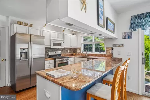 Kitchen - 126 Naomi Dr, Ocean View, DE 19970 photo 1 of 4