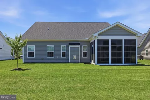 Exterior - 7 Frankenberry Dr, Georgetown, DE 19947 photo 4 of 9