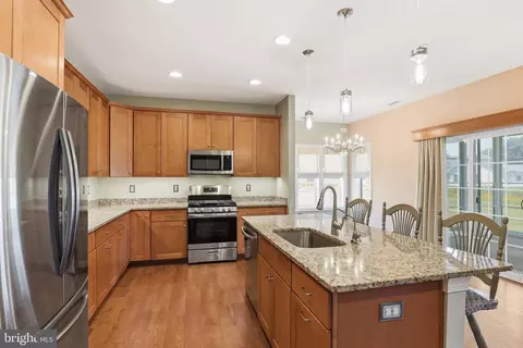Kitchen - 7 Frankenberry Dr, Georgetown, DE 19947 photo 2 of 3