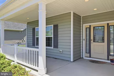 Exterior - 7 Frankenberry Dr, Georgetown, DE 19947 photo 5 of 9