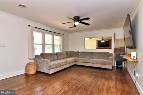 Living - 9012 Concord Rd, Seaford, DE 19973 photo 1 of 4