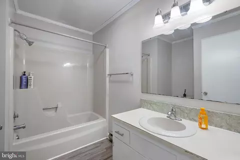Bath - 28868 Johnsons Dr, Seaford, DE 19973 photo 2 of 2