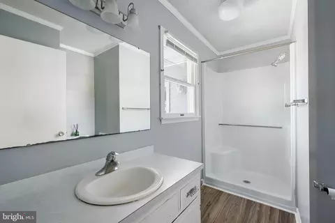Bath - 28868 Johnsons Dr, Seaford, DE 19973 photo 1 of 2