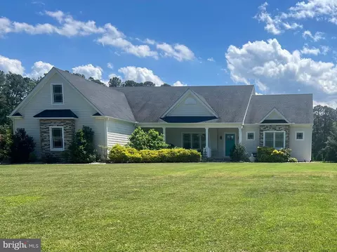 22136 Waterview Rd, Lewes, DE 19958