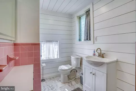Bath - 77 West Ave, Ocean View, DE 19970 photo 4 of 4