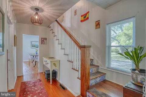 Entry Way - 77 West Ave, Ocean View, DE 19970 photo 1 of 4