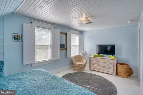 Bedroom - 77 West Ave, Ocean View, DE 19970 photo 5 of 12