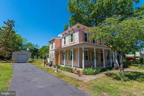 14 Main St, Frankford, DE 19945