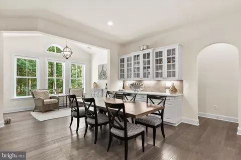 Dining - 37489 Venezia Ct, Ocean View, DE 19970 photo 2 of 3