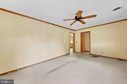 Living - 37504 Susan St, Ocean View, DE 19970 photo 4 of 5