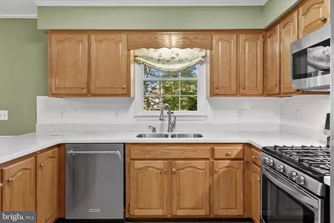 Kitchen - 37504 Susan St, Ocean View, DE 19970 photo 2 of 3