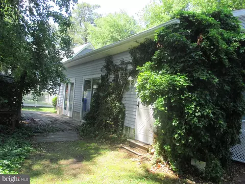 Exterior - 37504 Susan St, Ocean View, DE 19970 photo 4 of 13