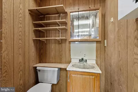 Bath - 37504 Susan St, Ocean View, DE 19970 photo 3 of 3