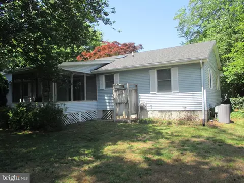 Exterior - 37504 Susan St, Ocean View, DE 19970 photo 6 of 13