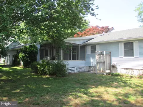 Exterior - 37504 Susan St, Ocean View, DE 19970 photo 3 of 13