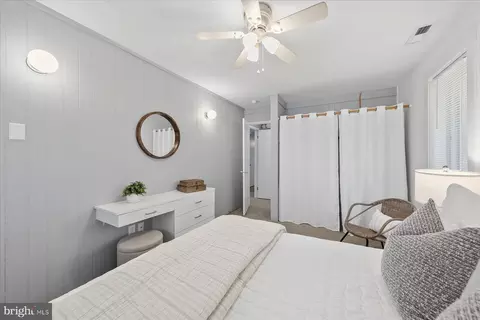 Bedroom - 39674 Heron Rd, Bethany Beach, DE 19930 photo 6 of 8