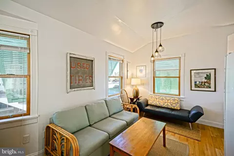 Living - 100 Cedar St, Lewes, DE 19958 photo 2 of 3