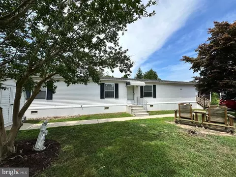 7 Devon Ln #E-5, Lewes, DE 19958 photo 2