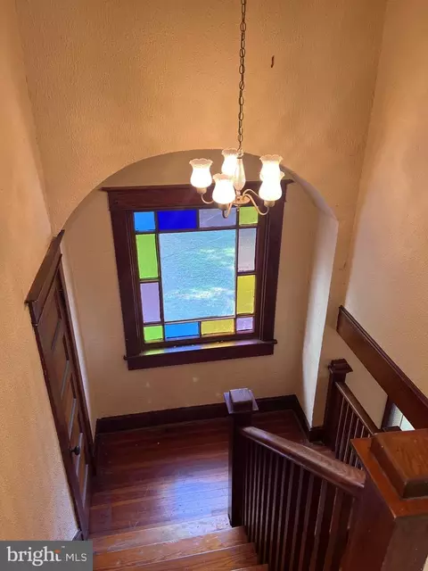 Entry Way - 402 Willow St, Laurel, DE 19956 photo 5 of 6