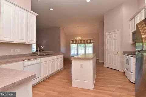 Kitchen - 30849 Old Landing Rd, Laurel, DE 19956 photo 1 of 2