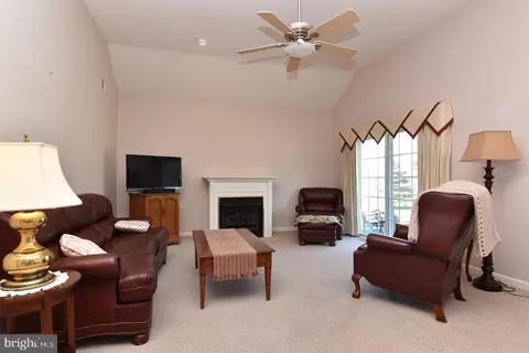 Living - 30849 Old Landing Rd, Laurel, DE 19956 photo 1 of 2