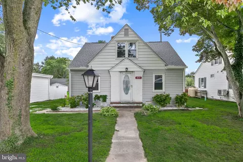 Exterior - 414 Pine St, Milton, DE 19968 photo 2 of 13