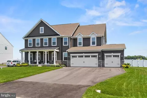 Exterior - 14386 Workman Cir, Milton, DE 19968 photo 3 of 10