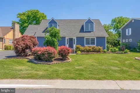 18 Bay Breeze Dr, Lewes, DE 19958