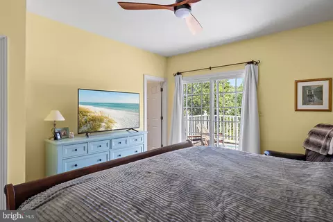 Bedroom - 22 Nell Loop #18, Rehoboth Beach, DE 19971 photo 4 of 12