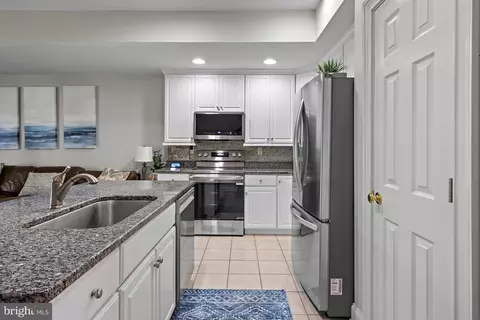 Kitchen - 22 Nell Loop #18, Rehoboth Beach, DE 19971 photo 3 of 5