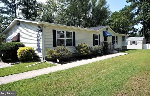 34520 Virginia Dr, Frankford, DE 19945