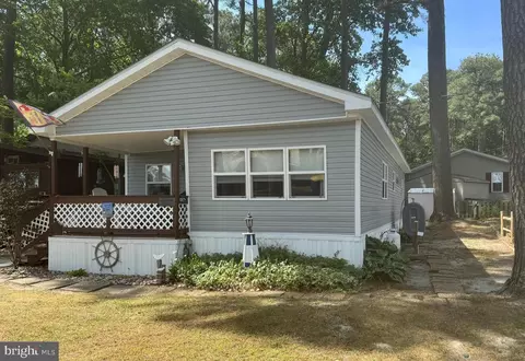 35593 E Harbor Dr, Millsboro, DE 19966