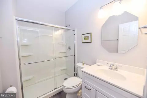 Bath - 33112 Ogre Dr, Ocean View, DE 19970 photo 2 of 2