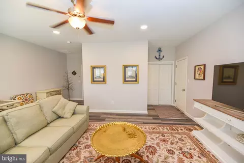Entry Way - 33112 Ogre Dr, Ocean View, DE 19970 photo 9 of 13