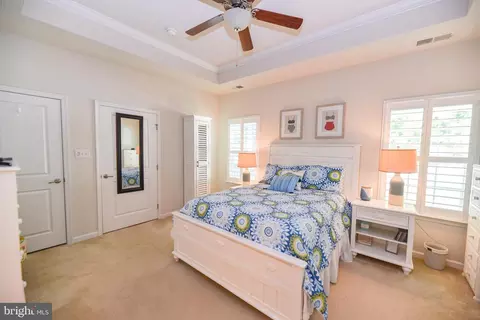 Bedroom - 33112 Ogre Dr, Ocean View, DE 19970 photo 1 of 8