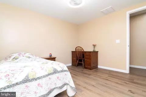 Bedroom - 41 Dorothy Cir, Ocean View, DE 19970 photo 1 of 5