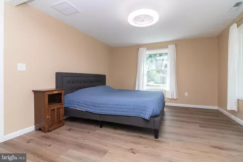 Bedroom - 41 Dorothy Cir, Ocean View, DE 19970 photo 3 of 5
