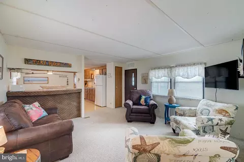 38052 Rabbit Rd, Ocean View, DE 19970 photo 3