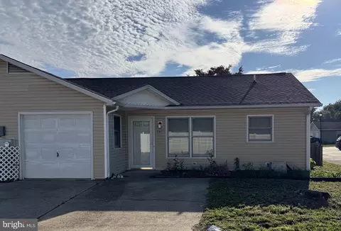 247 Magnolia Dr, Millsboro, DE 19966