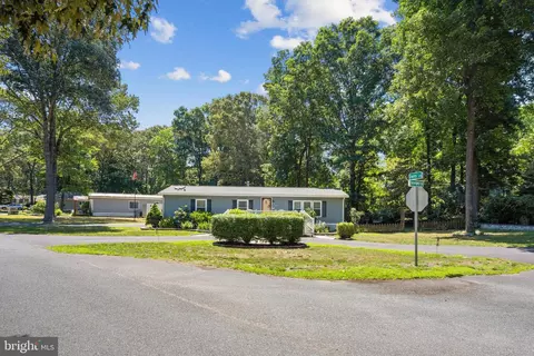 114 Dans Ln, Milton, DE 19968 photo 2