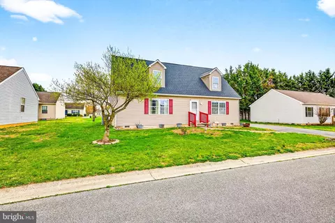 Exterior - 107 Sailor Ln, Milton, DE 19968 photo 4 of 8