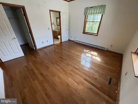 Bedroom - 5 Canary Dr, Lewes, DE 19958 photo 2 of 7