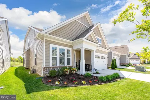 104 Winged Foot Dr, Bridgeville, DE 19933