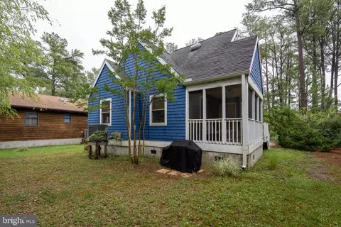 Exterior - 647 Evans Ave, Bethany Beach, DE 19930 photo 3 of 7