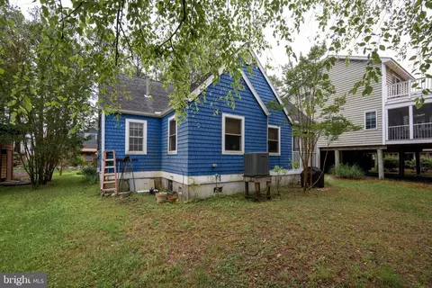 Exterior - 647 Evans Ave, Bethany Beach, DE 19930 photo 7 of 7