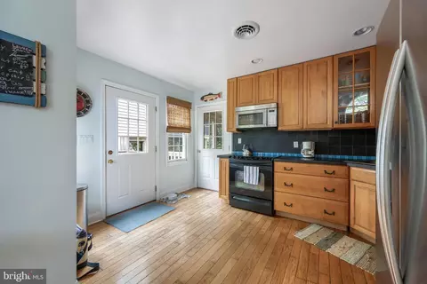 Kitchen - 647 Evans Ave, Bethany Beach, DE 19930 photo 1 of 2