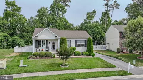 27946 Home Farm Dr, Millsboro, DE 19966