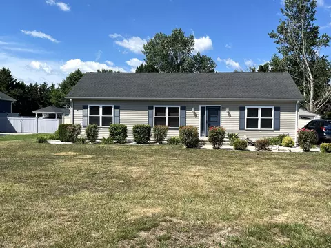 22 Circle Dr W, Milton, DE 19968