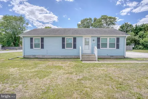 615 Wilson St, Laurel, DE 19956
